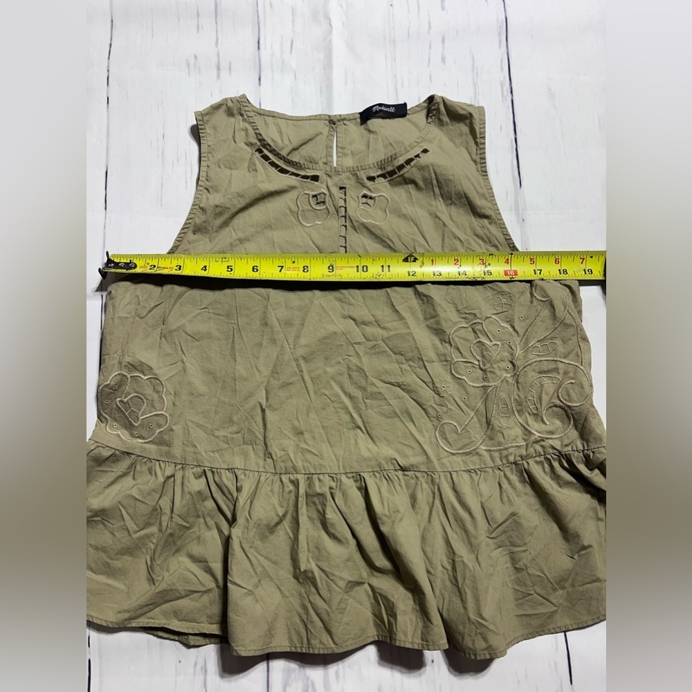 2/$20 Madewell Embroidered Peplum Tank - Picture 4 of 6